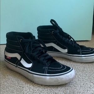 Black classic high top vans